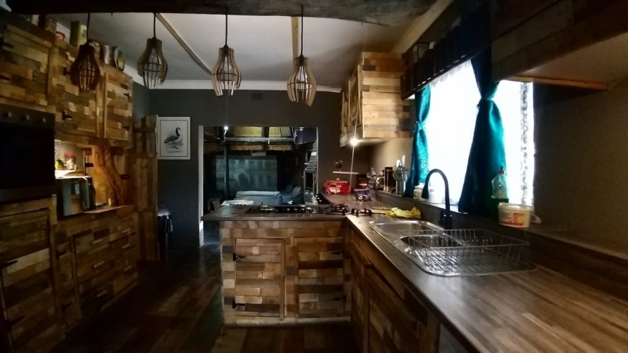 4 Bedroom Property for Sale in Hennenman Free State